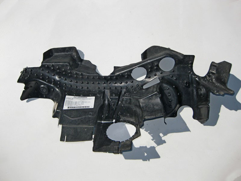 Mercedes-Benz  A2135244000 Пильовик - захист переднього підрамника лівий C-Class W205 E-Class W213 C238 CLS C257 Одеса - фото 2