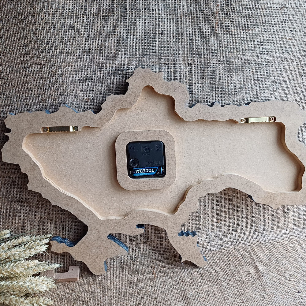 Настінний годинник з епоксидної смоли ручної роботи "Карта України" 30х19 см Дніпро - фото 6