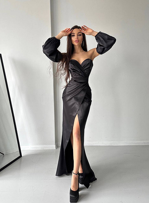 Женское роскошное вечернее платье со шлейфом и съемными рукавами из королевского атласа Черный, S Одесса - изображение 7