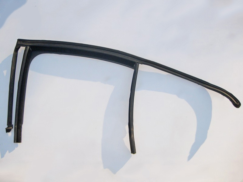 Mercedes-Benz  A2057355300 Гумове напрямне скло задніх лівих дверей C-Class W205 Одеса - фото 1