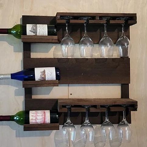 Настенная винная полка 