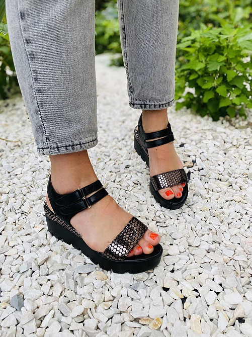 Olli Босоніжки жіночі чорні + квасоля OLLI 3-56274 літні / Шкіряні босоніжки на танкетці 37-39 Коломыя - изображение 3