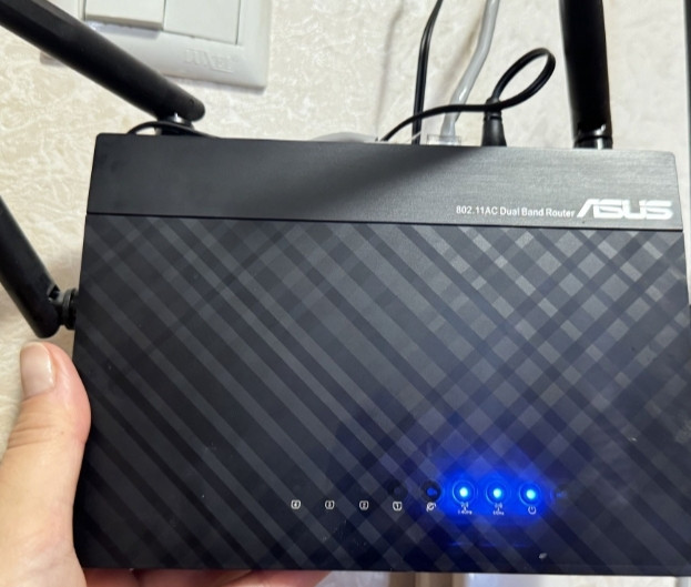 Роутер ASUS AC 1200 Киев - изображение 2