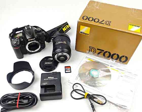 Дзеркальний фотоапарат Nikon D7000 з об'єктивом Nikon AF-S 18-105mm Киев