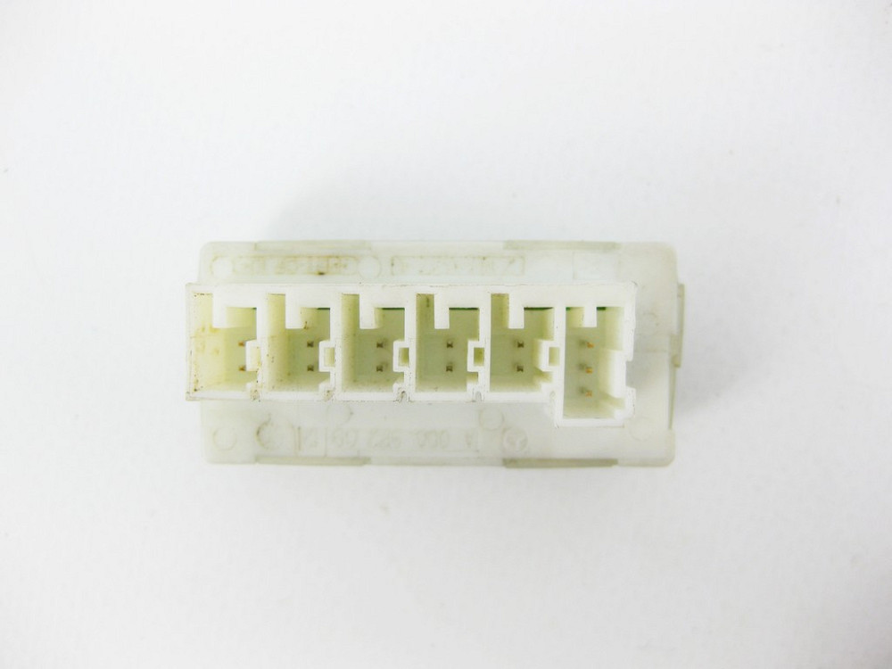 Mercedes-Benz  A0009820912 Розподільник потенціалів CAN GLC Coupe C253 GLC X253 E-class W213 E-class S213 E-class Coupe C238 E-class Cabriolet A238 CL Одесса - изображение 3