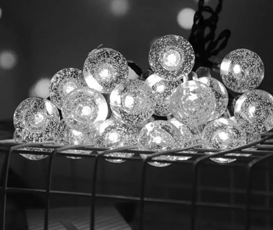 Гірлянда Кульки 100 LED Біла 10м, вулична гірлянда як кульки, світлодіодні гірлянди 100 куль Київ