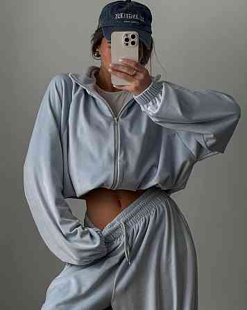 Жіночий стильний костюм оверсайз: кофта та штани турецький велюр спорт Сіро-блакитний Одеса