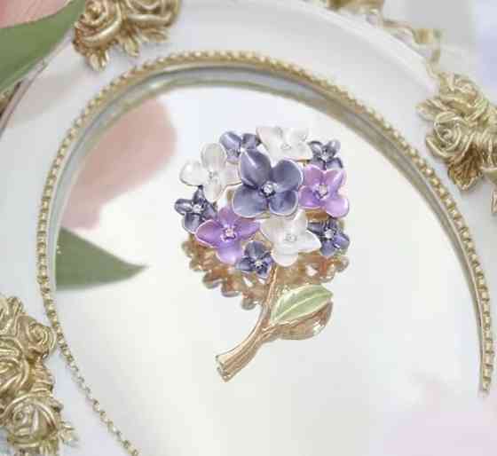 Брошка "Бузок" Сміла