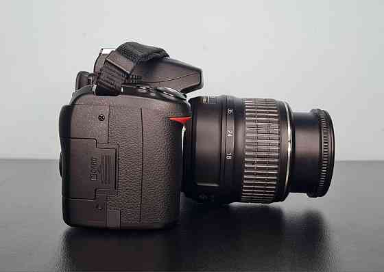 Дзеркальний фотоапарат Nikon D3100 + kit об'єктив 18-55 мм Клевань