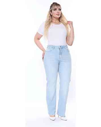 Женские классические светло-голубые джинсы батал деним 46 Одесса