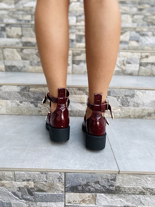 Жіночі черевики бордові з натуральної лакованої шкіри весна-осінь демісезонні з байковою підкла Коломия - фото 3