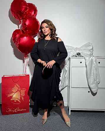 Жіноча вечірня стильна сукня з відкритими плечима,  крепдайвінг+ євросітка з 3Д кружочками Одеса