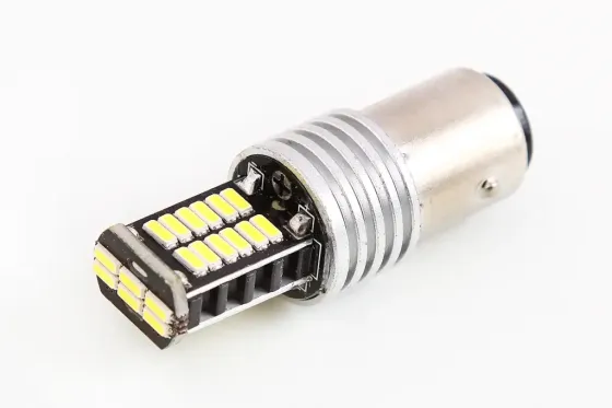 Лампа диодная 12В T25/2-конт. 30-SMD 4014 CAN с радиатором Cyclone 660лм Винница