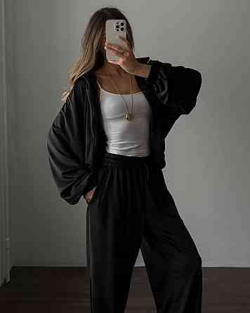 Жіночий стильний оверсайз костюм двійка: кофта і штани турецький велюр спорт Одеса