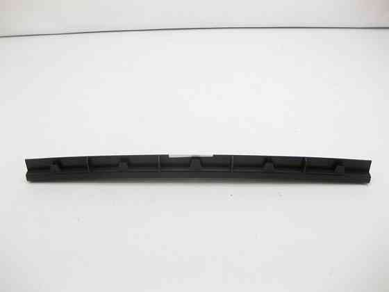 Mercedes-Benz  A2518851421 Кронштейн заднього бампера центральний верхній R-class short W251 R-class long V251 Одеса