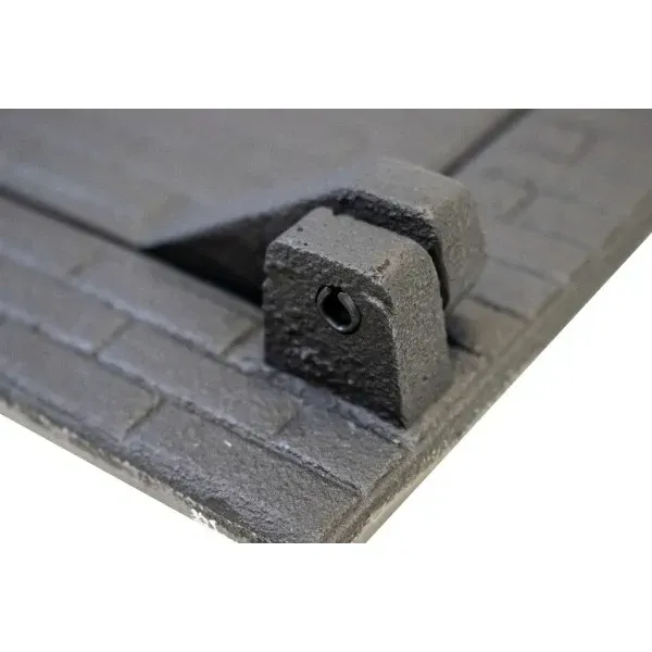 Дверца чугунная топочная каминная 