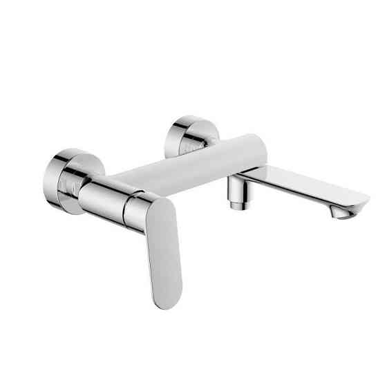 Смеситель для ванны Qtap Evia с поворотным изливом и душевым гарнитуром QTEVI260CRM47578 Chrome Киев