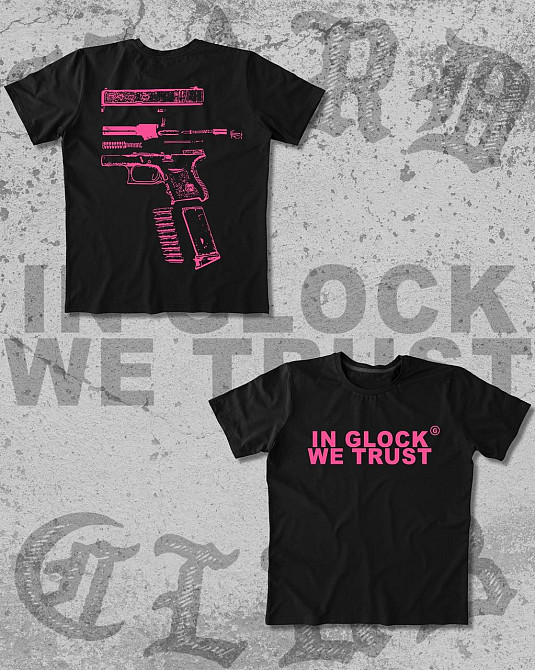 Футболка с принтом “IN GLOCK WE TRUST” + принт пистолет (спина) | мужская базовая футболка Черновцы - изображение 2