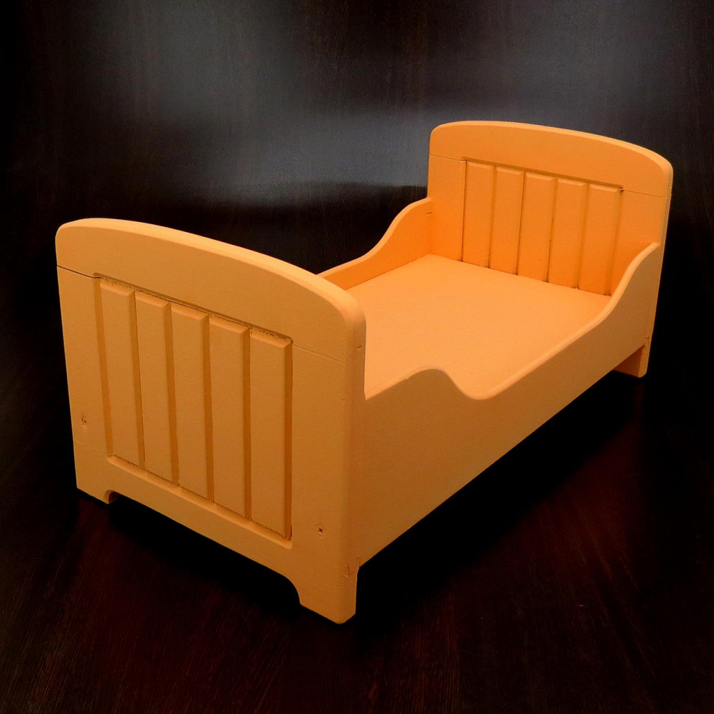 Кровать для кукол 