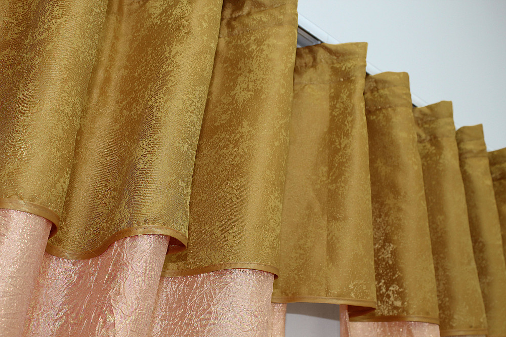Кухонные шторы VR-Textil № 073к с ламбрекеном и подхватами персиковый с золотистым 270х170 см (52-0146) Киев - изображение 5
