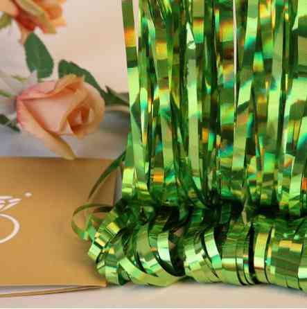 Дощик шторки для фотозони з голограмою 2 м на 1 м зелений Київ