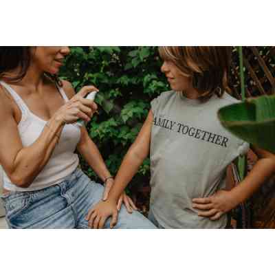 Бальзам для дітей Suavinex Антитимоскітний спрей від укусів москітів, 100 мл (402599) Вінниця