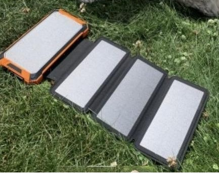 Powerbank із вбудованою сонячною панеллю 20000 мАг 6xUSB Факел Київ - фото 1