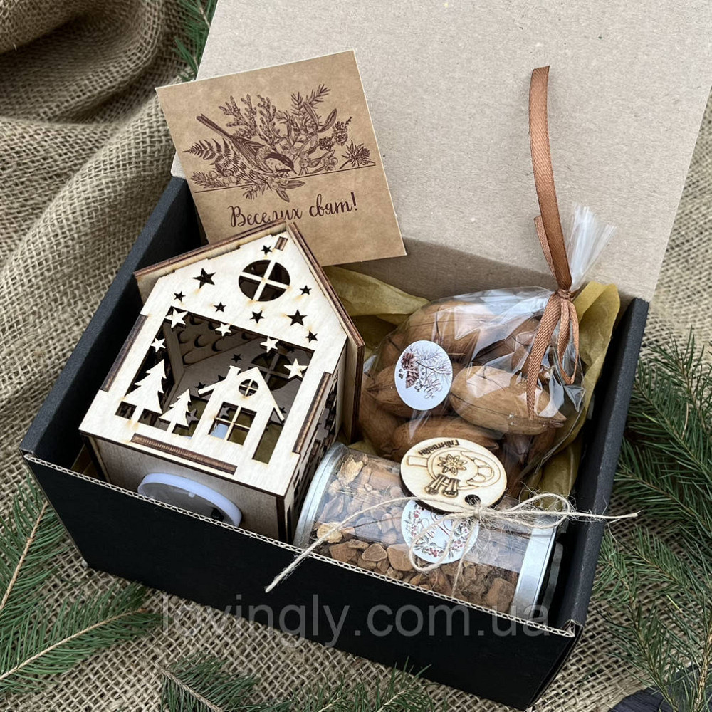 Символичный подарок на Новый год и Рождество для мужчины: домик с подсветкой и глинтвейн Ирпень - изображение 5