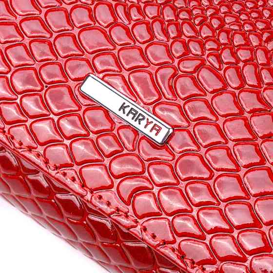 Яркое женское портмоне из лакированной фактурной кожи Красный (KARYA) Киев
