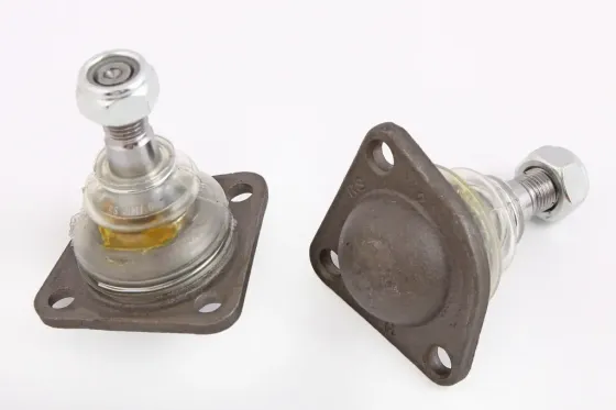 Шаровая опора 2101 TRT Standart закатная нижняя с гайкой (пыльник под хомут) (2 шт.) Винница