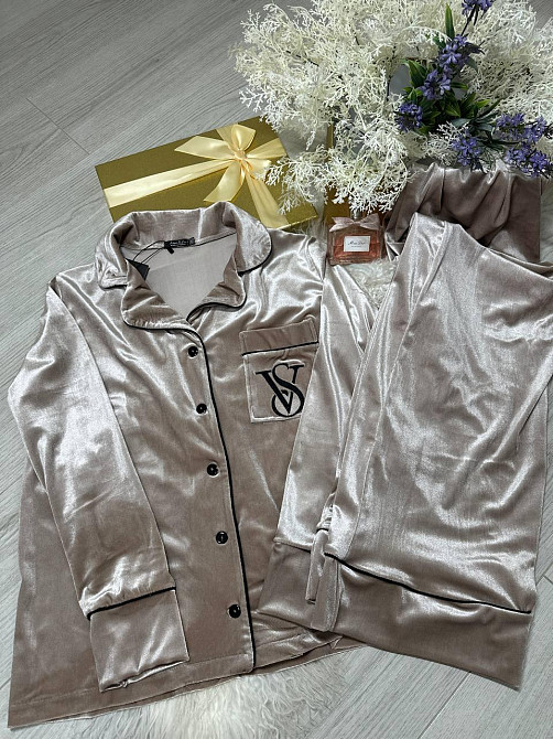 Жіноча стильна домашня піжама оксамитова піжама Бежевий, 50/52 Одеса - фото 5