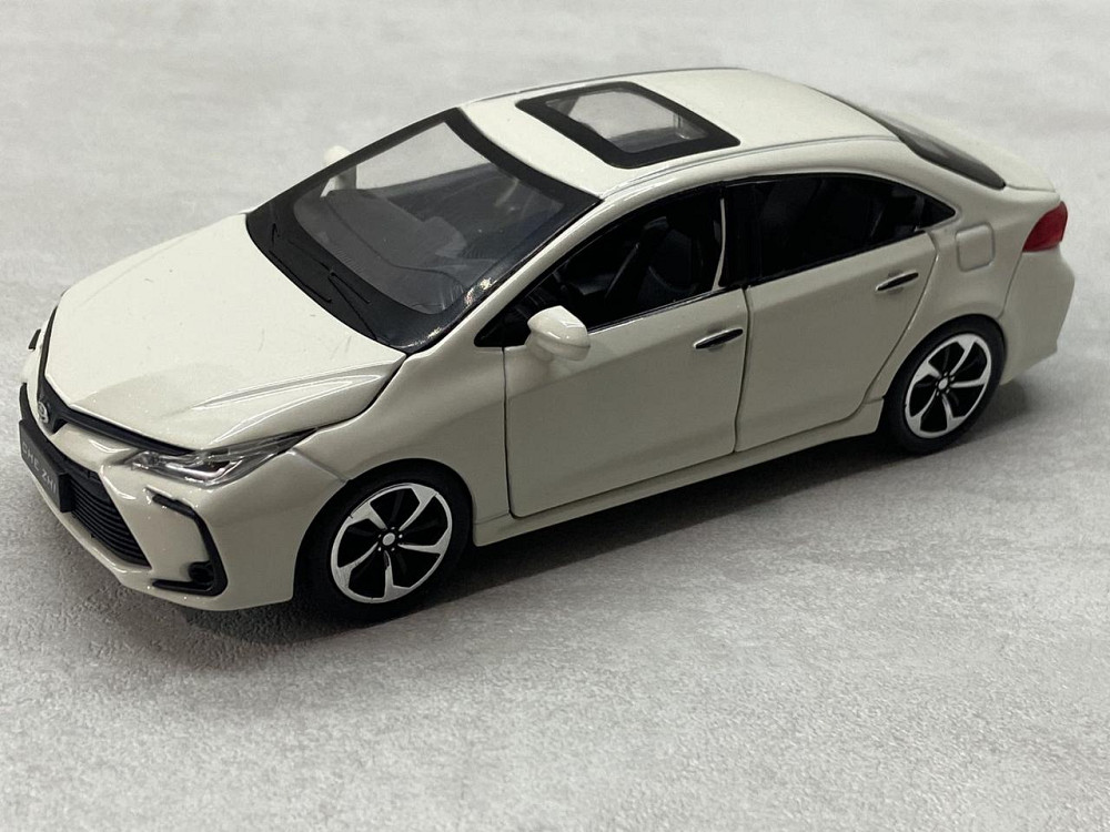 Машинка TK Union Group Toyota Corolla інерційна 1:32 Біла (GT-6258) Чернігів - фото 2