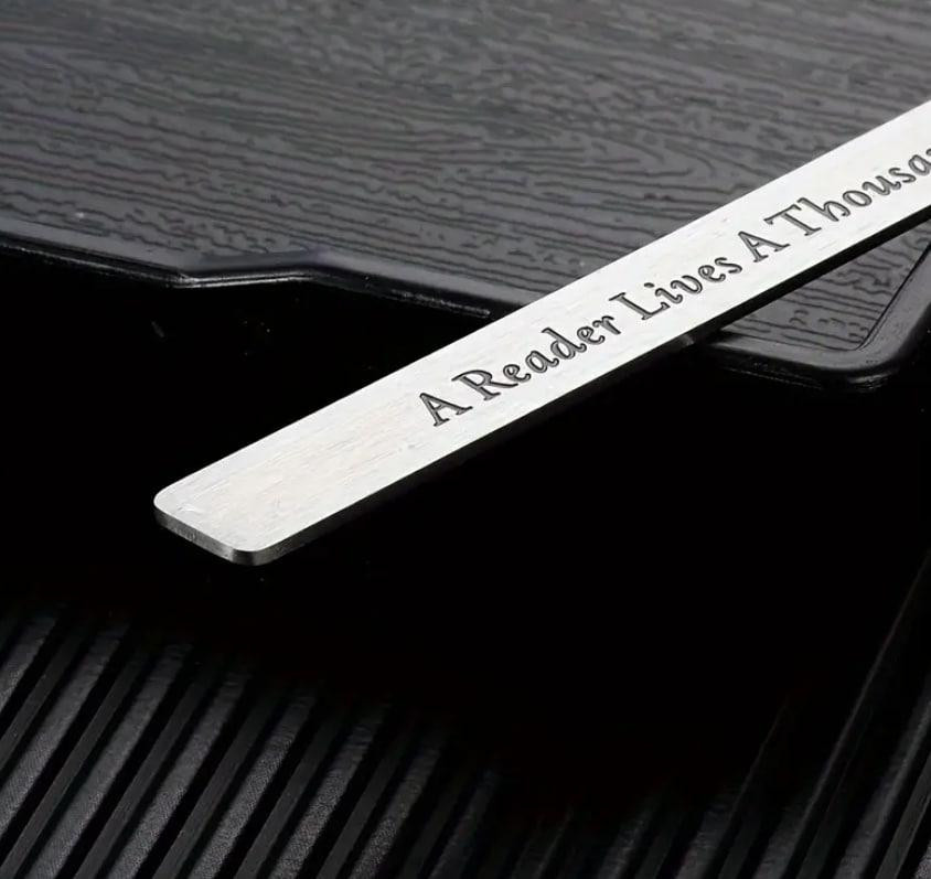 Металева закладка – креативний подарунок для книголюбів | Закладка для книг "A reader lives a thousa Київ - фото 2