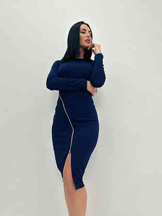 Элегантное платье с молнией 