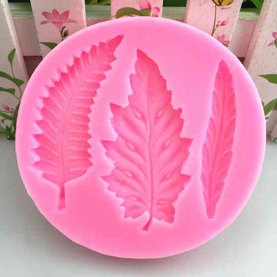 Силиконовый молд Листья 88 мм розовый Киев