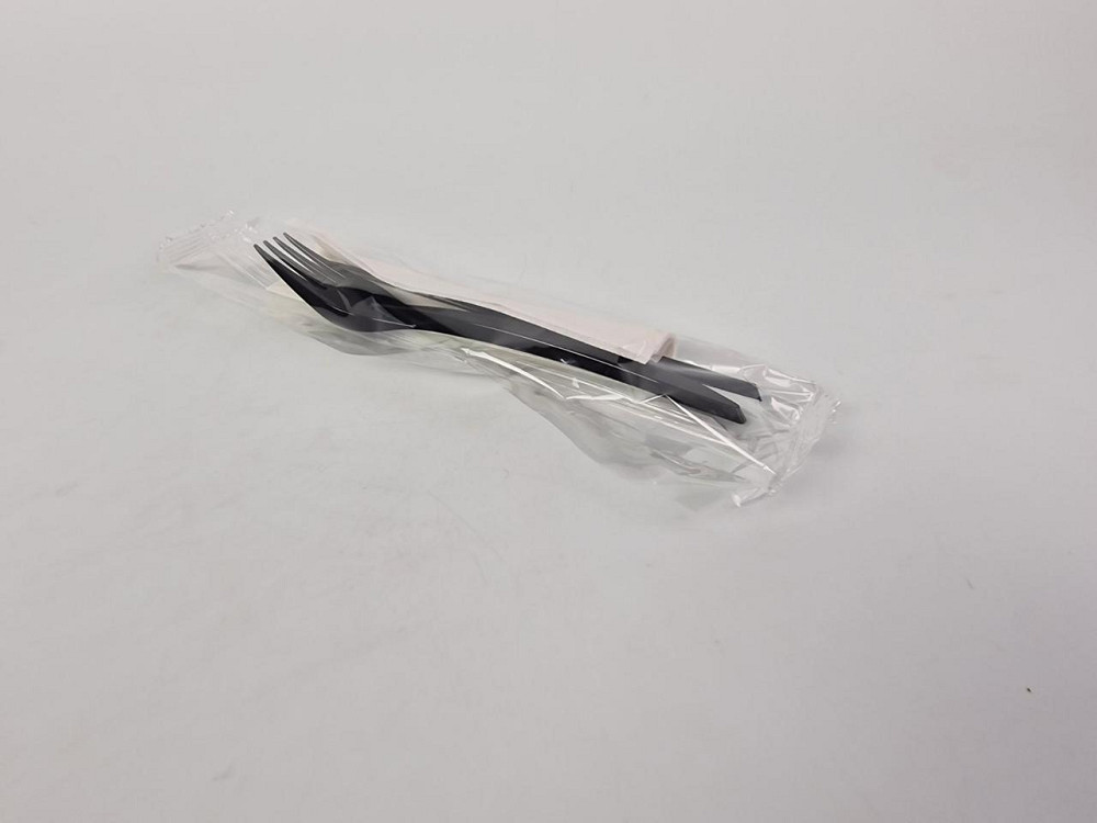 Набір одноразового столового приладдя ПП вилка + підніжка-салфетка (чорний) (1 пачка) Харків - фото 2