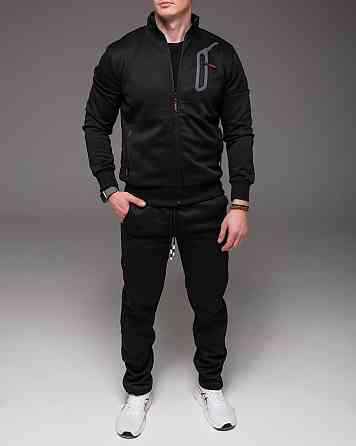 Чоловічий спортивний костюм чорного кольору з кишенями, блискавкою та прямими штанами Львів