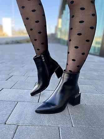 Lino Marano Черевики жіночі Lino Marano чорні еко-шкіра каблук 6см 35р.-37р. (4815) Коломыя