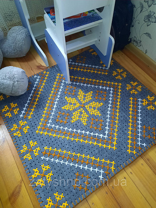 Коврик вышитый ( ручная работа) в детскую 96*90 см Киев - изображение 7
