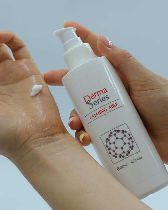 Заспокійливе молочко CALMING MILK DERMA SERIES 200 мл Дніпро - фото 4