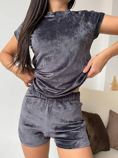 Жіночий домашній костюм-трійка: футболка штани + шорти плюш-велюр Графіт, 54/56 Одеса - фото 1