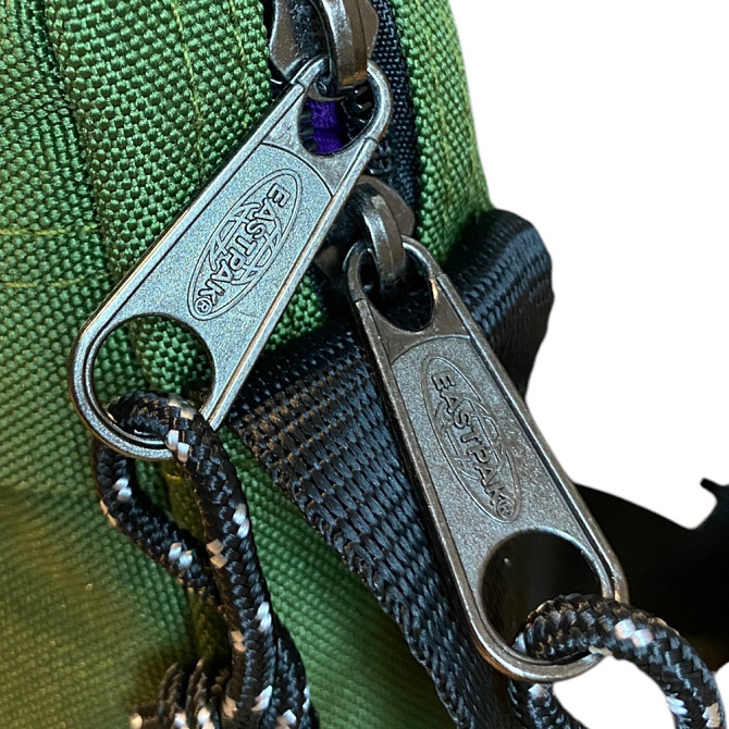 Сумка через плече Eastpak THE ONE Country Beige зелений Запоріжжя - фото 7