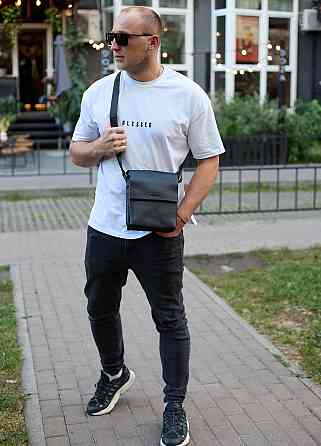 Кожаный мессенджер для мужчины 23х19х7, барсетка через одно плече, сумка для документов, черная Киев