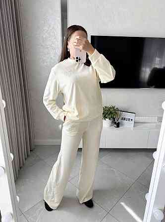 Жіночий стильний універсальний костюм-двійка  бавовняний велюр Молочний, 44 Одеса