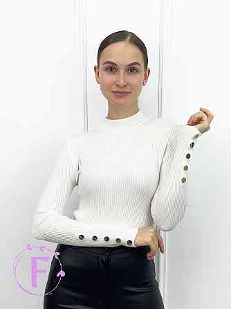 Жіночий трикотажний гольф з кнопками "Lissom" оптом I Розпродаж моделі 42-46, Молочний Київ