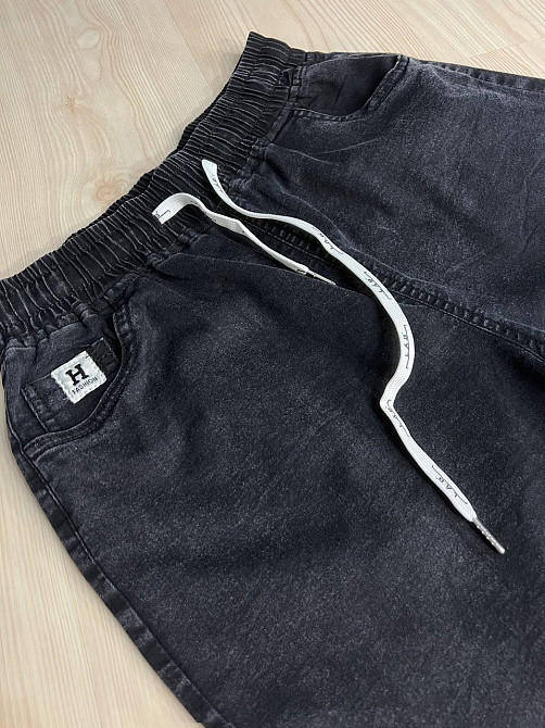 Шорти жіночі джинсові Yingguoxiang 9062-1 мом з резинкою на талії та підворотом чорні, чорний, 28, 28, 80 см, 105 см Київ - фото 6