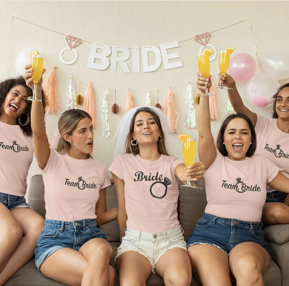 Футболки для девичников Bride \  Bride team Черновцы - изображение 1