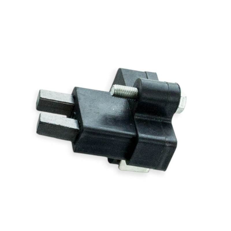 Щетки Москвич 412 (1 выв) генератора Мукачево - изображение 1