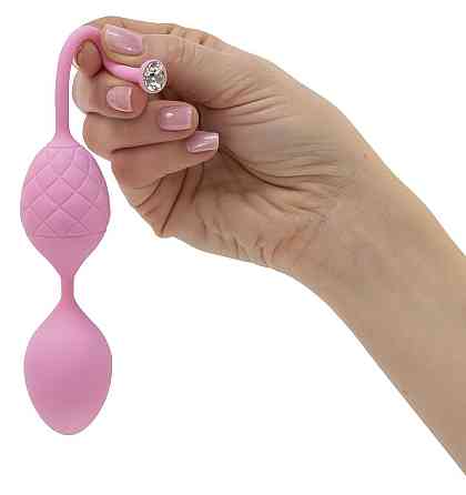 Роскошные вагинальные шарики PILLOW TALK - Frisky Pink с кристаллом, диаметр 3,2см, вес 49-75гр Sex Aura Киев