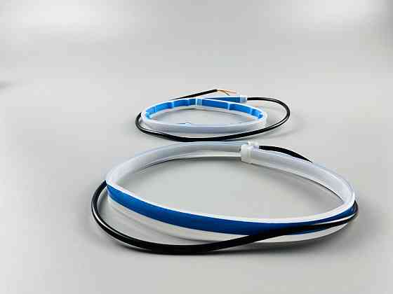 Гнучка світлодіодна LED-стрічка для фар автомобіля, гнучкі денні ходові вогні з миготливим поворотом авто LED Мукачево